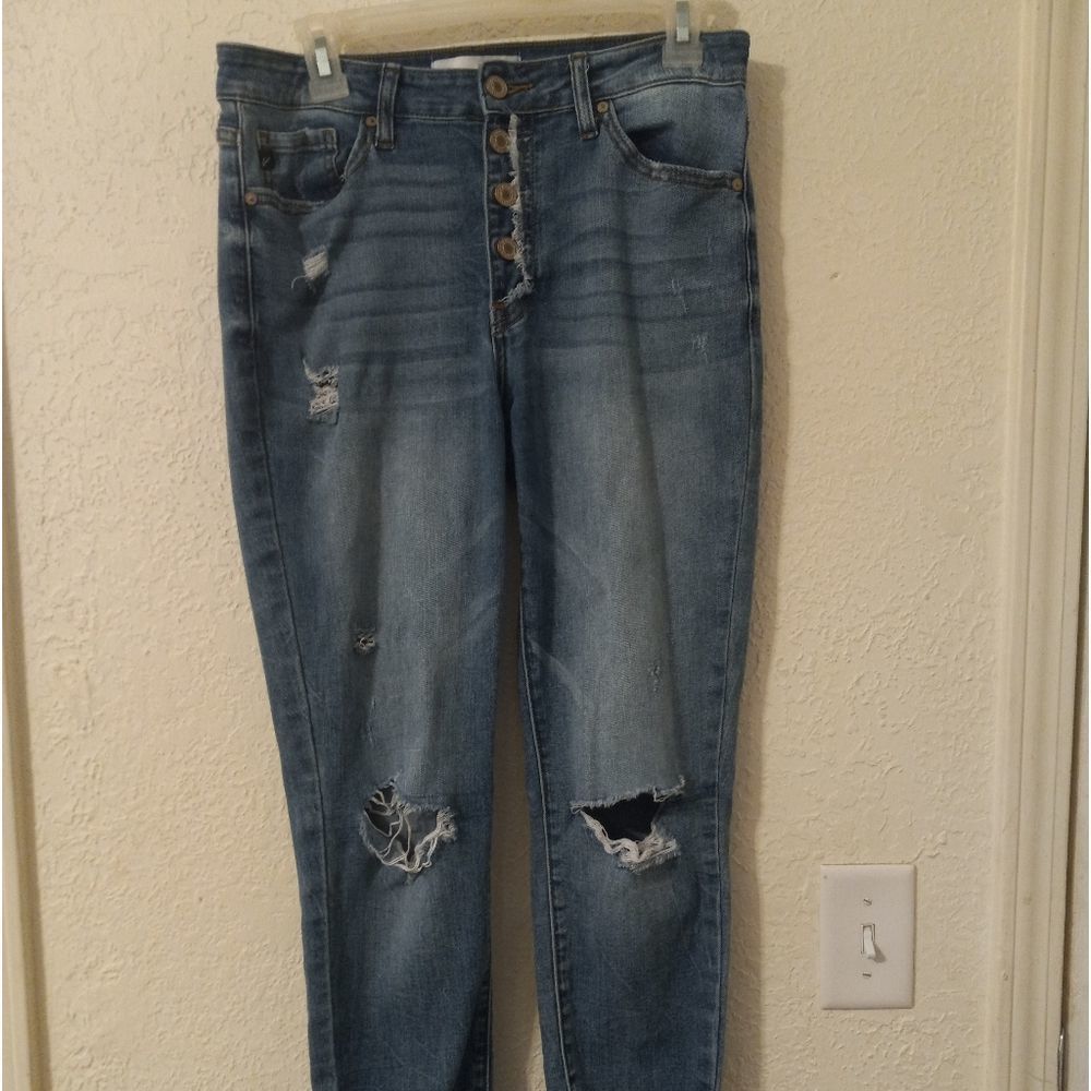 KanCan Distressed Jeans - Picture 1 of 10